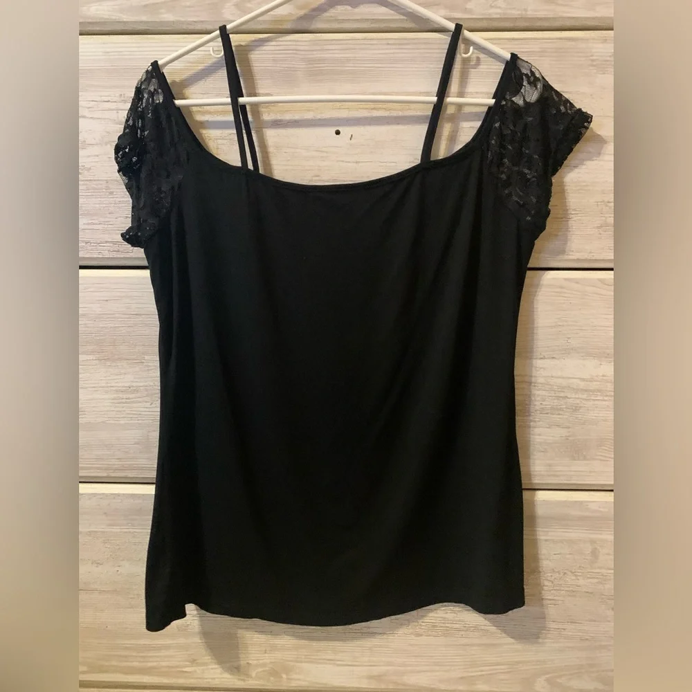 Jack Daniels Top; Never Worn - Picture 2 of 2